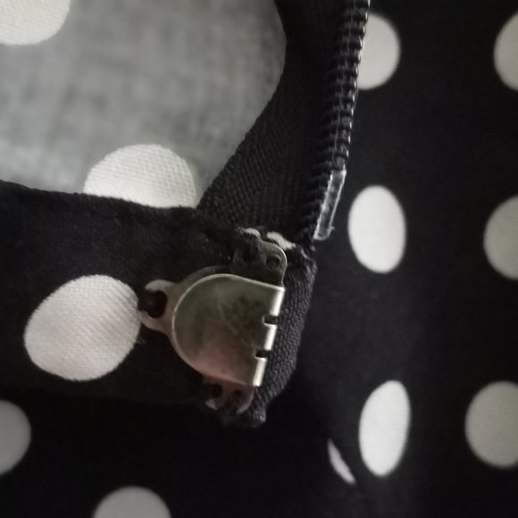 'PATRICK CHRISTOPHER' Skirt size 8P 100% Silk Spotted Retro - Picture 4 of 7